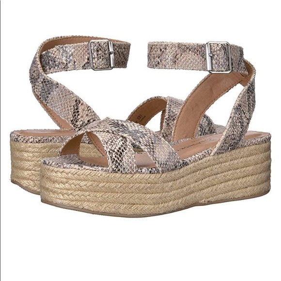 Chinese Laundry Shoes - Chinese Laundry cutest strappy sandals